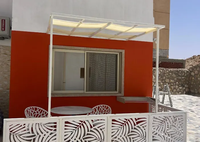 Small Lovely Cheerful Close To El Gouna